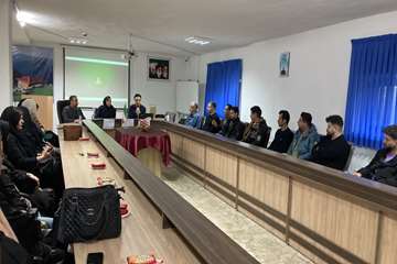 کارگاه آموزشی آرایشگران و پیرایشگران